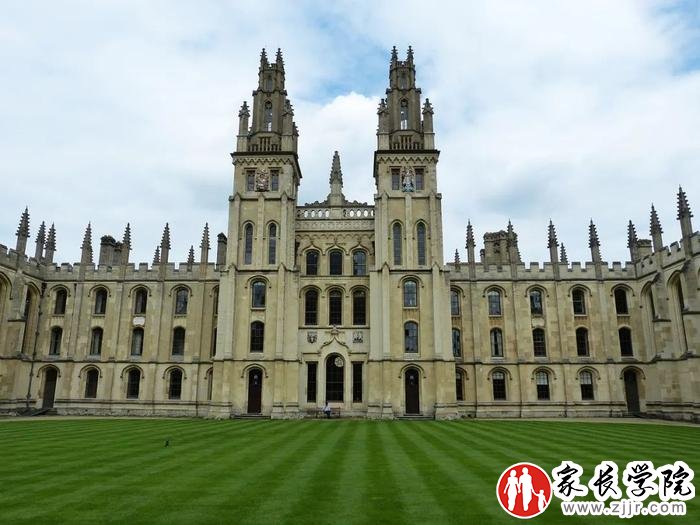 英国牛津大学。  来源：Pixabay